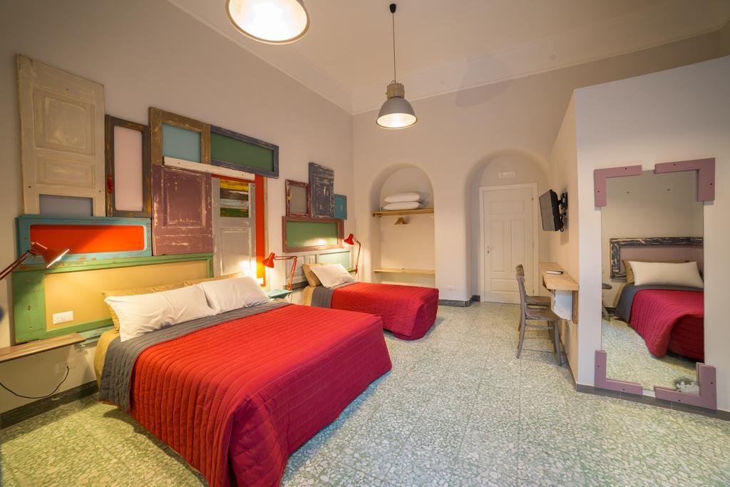 The Foria House By House In Naples Bed & Breakfast Ruang foto