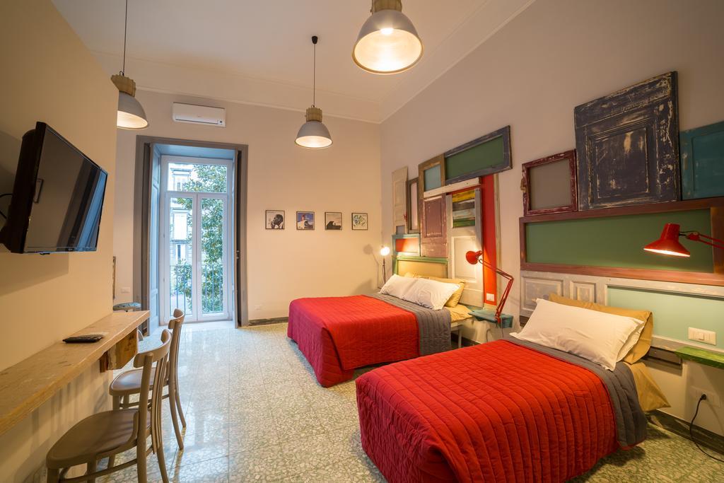 The Foria House By House In Naples Bed & Breakfast Ruang foto