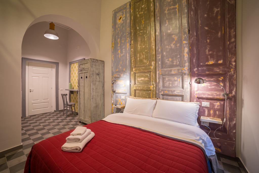The Foria House By House In Naples Bed & Breakfast Ruang foto